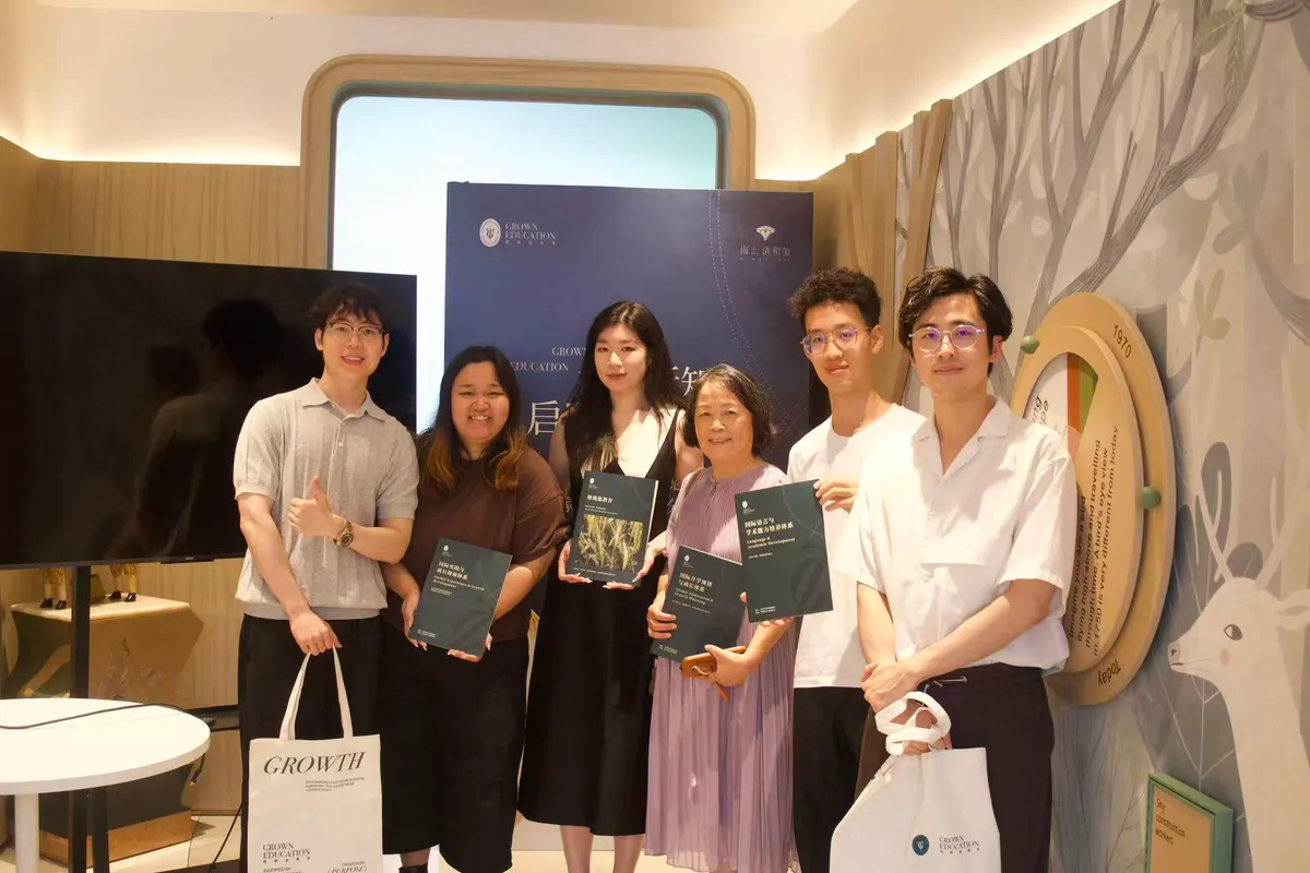Participants photographed together at the event